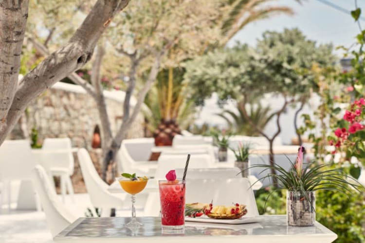 Outdoor drinks